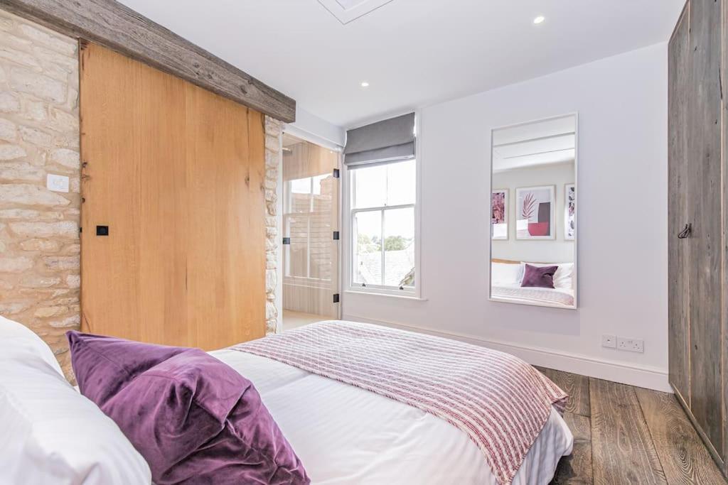 Oxfordshire Living - The Vanbrugh Apartment - Woodstock Exteriér fotografie