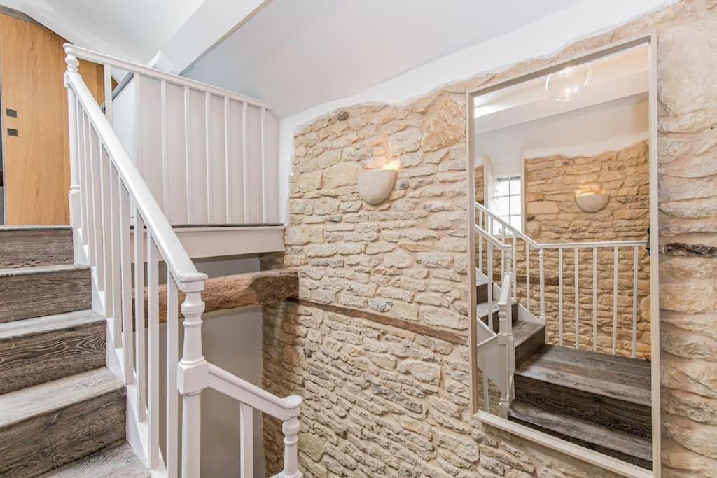 Oxfordshire Living - The Vanbrugh Apartment - Woodstock Exteriér fotografie