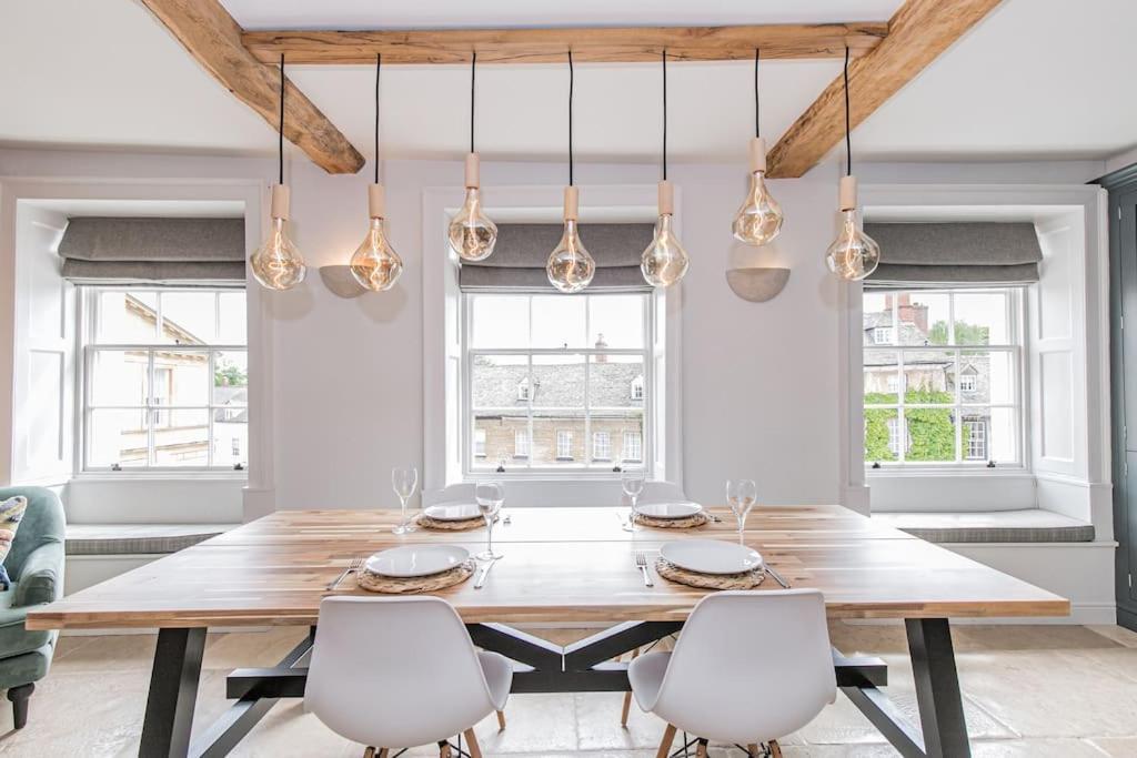 Oxfordshire Living - The Vanbrugh Apartment - Woodstock Exteriér fotografie